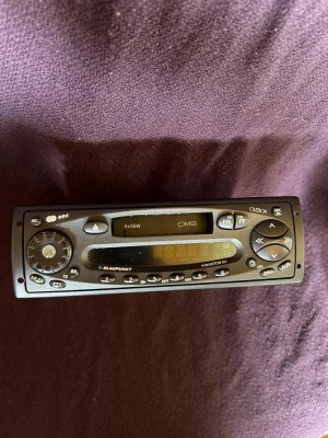 Cod Deblocare Radio Blaupunkt Kingston DJ car radio Mercedes Porsche BMW foto