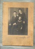 AB FOTO CABINET 207 -FAMILIE IN TINUTA DE EPOCA-,,BELLE ZOLTAN&quot;-CLUJ-KOLOZSVAR