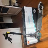 Vand Trotineta MI Electric AMG Petronas