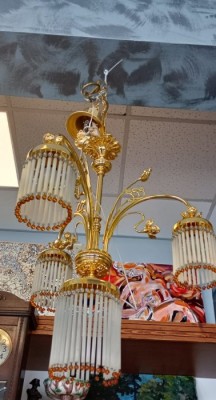 Candelabru antic de dimensiuni mari foto