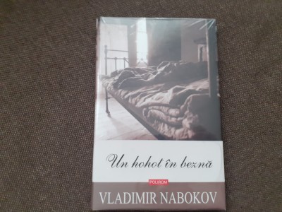 VLADIMIR NABOKOV - UN HOHOT IN BEZNA EDITIE DE LUX IN TIPLA foto