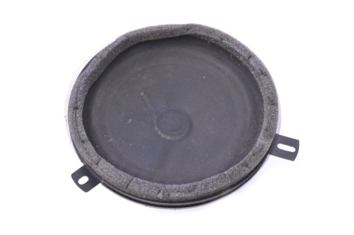 Difuzor ușă st&acirc;nga față DODGE NITRO 2008 OEM: 05064203AC 12115718