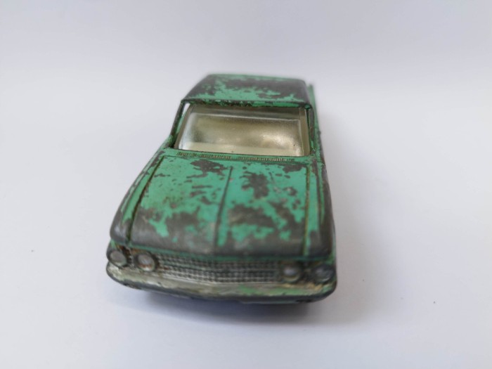 bnk jc Dinky 148 Ford Fairlane