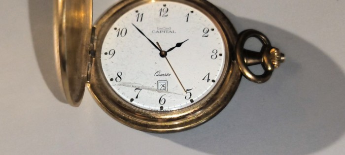 CEAS DE BUZUNAR QUARTZ - CAPITAL - MADE IN FRANCE -