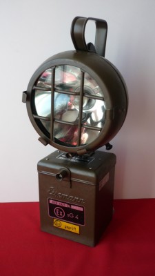 REFLECTOR MILITAR DIN 1966 &amp;quot;EISEMANN&amp;quot; foto