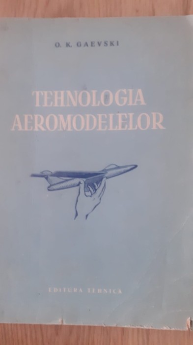Tehnologia aeromodelelor