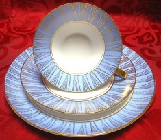 SET MIC DEJUN PORTELAN BAVARIA CU DECOR AURIT CEASCA CAFEA CU FARFURII