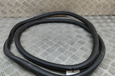 Garnitura ușă dreapta spate FORD KUGA III DFK 2023 OEM: LJ6B-S253A10-A | 26584933 foto