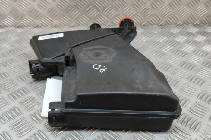 Rezervor rezonator BMW X5 G05 2019 OEM: 8607950,8678922 26660792