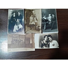 Fotografii tip carte postala, familii din perioada interbelica, set de 5, necirculate