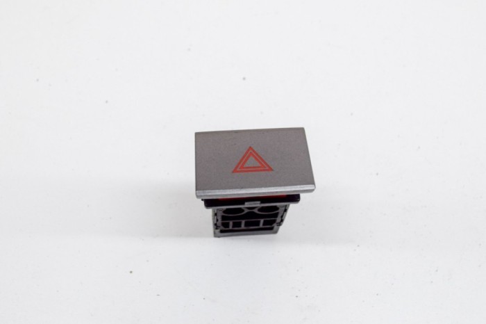 Buton de avarie HYUNDAI ix35 LM, EL, ELH 2015 OEM: 93790-2S100RJ5 14649993
