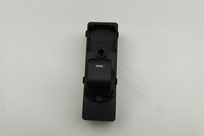 Buton geam ușă dreapta față MAZDA 6 Estate GJ, GL 2012 OEM: GKL1-66-370A,5AB131EA02 30468287