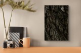 Tablou Canvas, "Textura misterioasă a scoarței unui copac", Textură, Negru, Maro, Natură, Coajă, Arbore, Aspru, Noduros, Rugăciune, Cer, Timp, Durabil