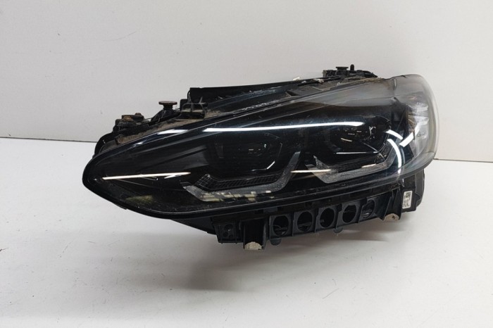 Far st&acirc;nga față BMW i4 G26 2022 | 30304156