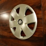 Capace Roti 15&quot; Suzuki (VW, Opel, Ford, Audi, Logan, Kia, Volvo, Fiat, Hyundai, Toyota, Mazda) Set 4 buc. + Embleme