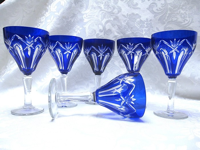 SET PAHARE DIN CRISTAL COLORAT ALBASTRU SAFIR - PAHARE PENTRU VIN SAMPANIE 16 CM