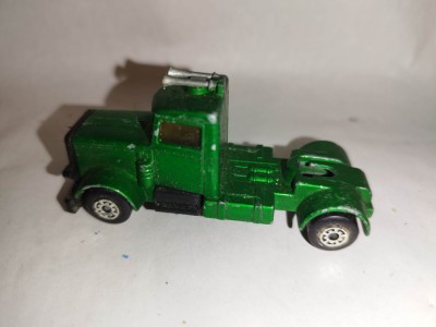 bnk jc Matchbox 900 - Long Haul - cap tractor foto