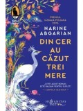 Din cer au cazut trei mere/Narine Abgarian