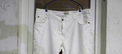 Pantaloni nr. 62 #Han foto