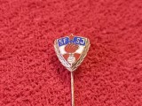 Insigna (model vechi) fotbal - Federatia de Fotbal din IUGOSLAVIA