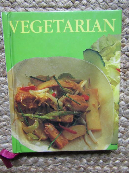 ESSENTIAL VEGETARIAN