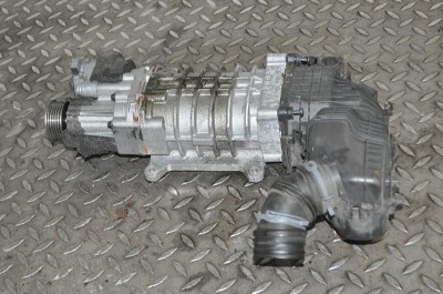 Compresor VW POLO 6R, 6C 2011 OEM: 03c276 10695263 foto