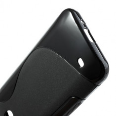 Husa silicon S-line neagra pentru HTC Desire 300 Zara Mini
