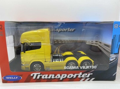 Macheta cap tractor Scania V8 6x4 galben scara 1/32 foto