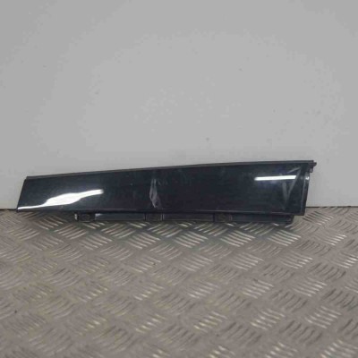 Ornament vertical ușă dreapta spate AUDI A4 8W2, B9 2015 OEM: 8W0839902 2595069 foto