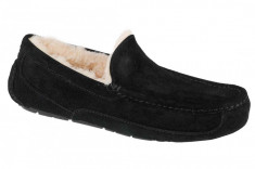 Papuci UGG Ascot Suede Slipper 1101110-BLK negru foto