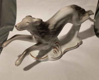 Bibelouri portelan figuri canine foto