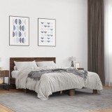 VidaXL Cadru de pat, stejar maro, 140x200 cm, lemn prelucrat și metal 3280196