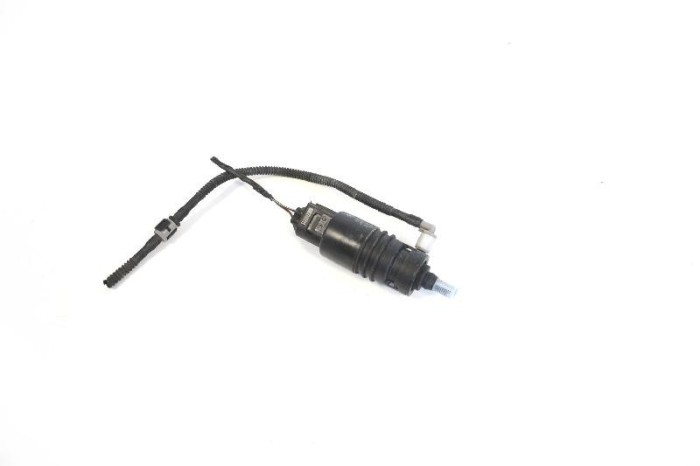 Motor rezervor lichid de parbriz BMW X5 E70 2011 OEM: 6934160 4008652