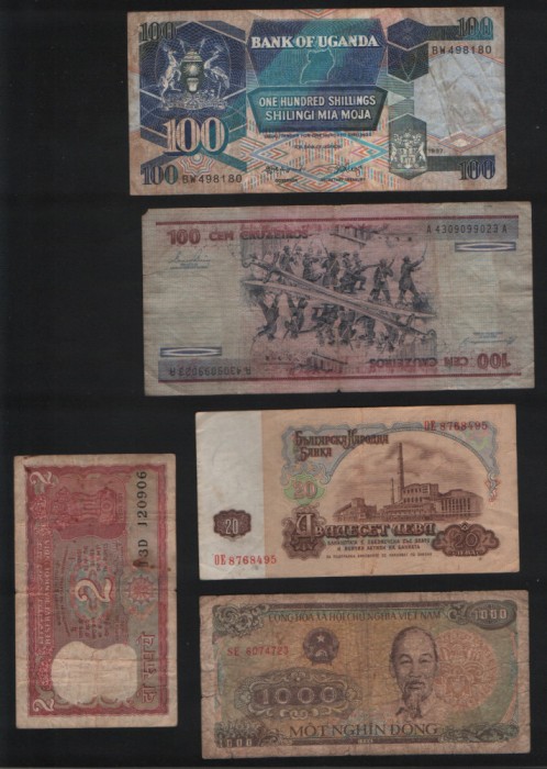 Set 5 bancnote de prin lume adunate (cele din imagini) #163
