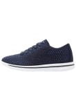CH2582-44 Pantofi sport accesorizati cu strasuri si accesoriu metalic in fata