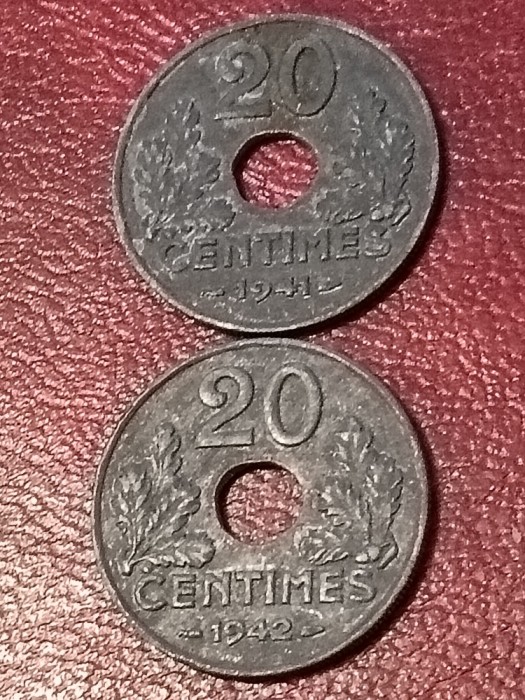 Lot 2 monede Franta: 20 centimes 1941 + 1942 [poze]. Discount conform descriere [10 - 20 %. Vezi dewscrierea.].