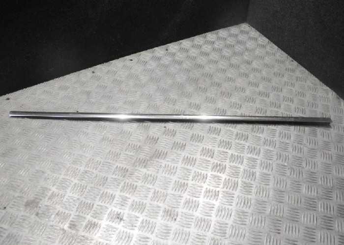 Chedar geam ușă dreapta față OPEL ASTRA J 2012 OEM: 13347219 1359056