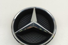 Emblema producător auto MERCEDES-BENZ GLE W166 2017 OEM: A0008880160 31264699