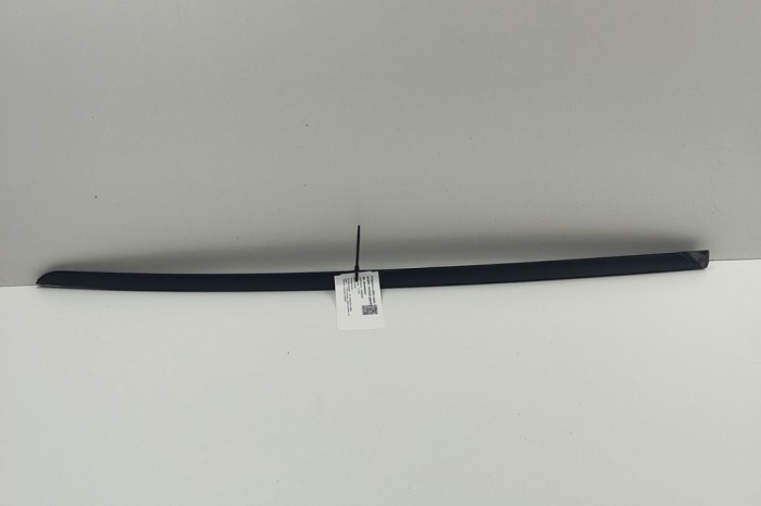 Ornament vertical parbriz st&acirc;nga KIA SPORTAGE V NQ5 2024 OEM: 86130-P1000 | 30450167