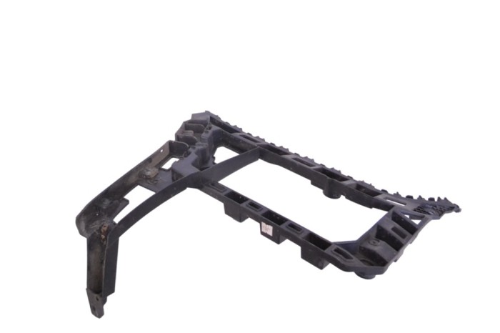 Suport bara de protecție st&acirc;nga spate VW JETTA MK6 162, 163 2014 OEM: 5C6807393 | 17877218