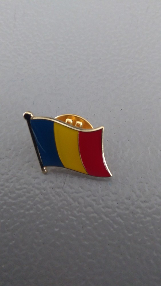 Insigne cu steagul României, Europa | Okazii.ro