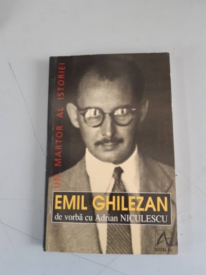 Emil Ghilezan de vorba cu Adrian Niculescu foto