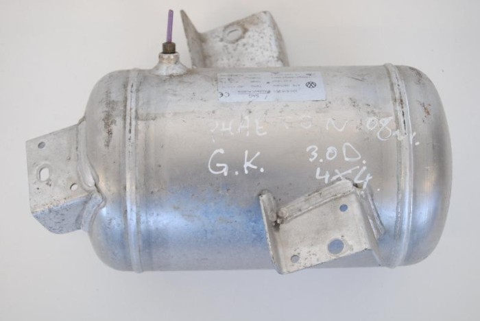 Compresor suspensie pneumatică VW PHAETON 3D_ 2008 OEM: 3D0616201 1824997