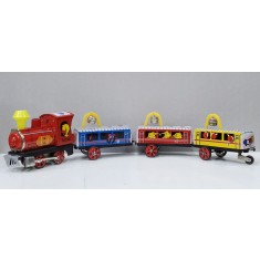 SET DE JUCARIE , LOCOMOTIVA CU TREI VAGOANE , CHINA , ANII '70 - ' 80