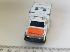 bnk jc Majorette 255 Ambulance 1/60