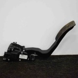Pedala Acceleratie Dacia Sandero II 2013, OEM 180106136R, Originala, Second Hand