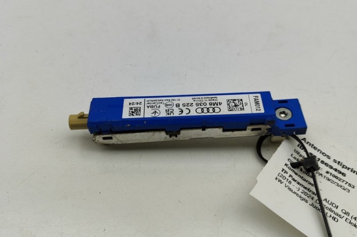 Amplificator de antena AUDI Q8 4MN 2024 OEM: 4M8035225B | 31869496