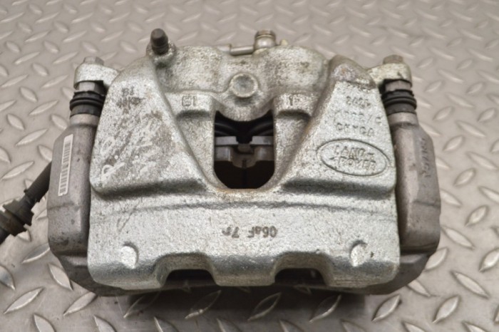 Etrier de fr&acirc;nă dreapta față LAND ROVER RANGE ROVER EVOQUE L551 2021 OEM: LK72-2078-BB 14851963