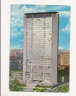 FA4 -Carte Postala- ITALIA - Milano, grattacielo Pirelli, circulata 1975 foto