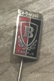 Insigna AMS1 Insigna Veche Fotbal FK Vardar Skopje - Macedonia Iugoslavia Retro - Emblema Colectie Suporter Microbist Rever Metal Emailat